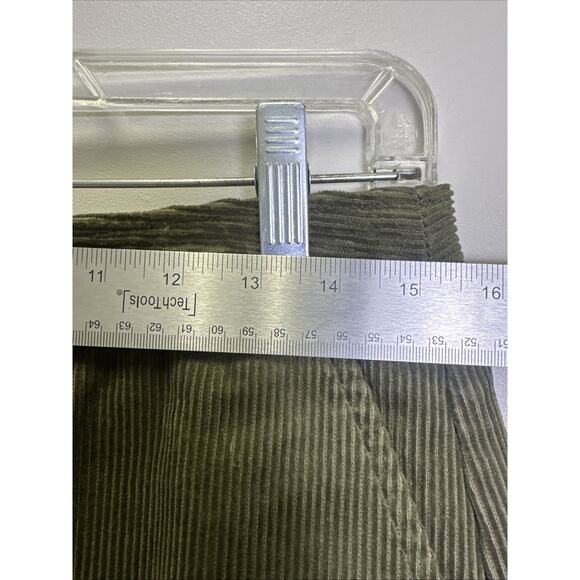 Talbots Knee Length Skirt 8P Green Corduroy Pockets Lined Button Front Fall - Picture 9 of 9